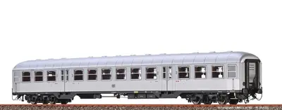 Wagon osobowy 2 klasa typ B4nb-59a z oświetleniem