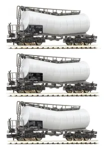Zestaw 3 cystern firmy ATIR-RAIL.