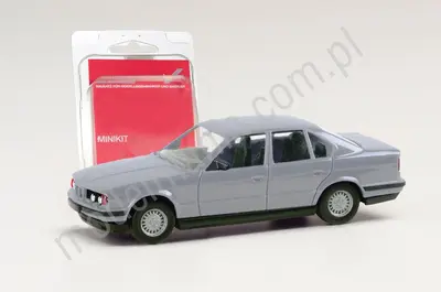 BMW serii 5 E 34 - jasnoszary
