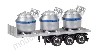 Naczepa z trzema tyglami do transportu ciekłego aluminium