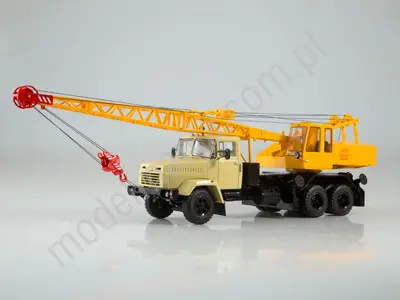 Żuraw samojezdny KS-4561 (250)