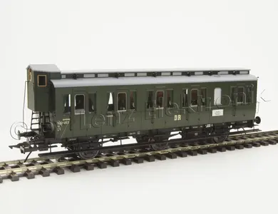 Wagon osobowy z kabiną hamulcową typu pruskiego C3