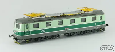 Elektrowóz CD 182 121