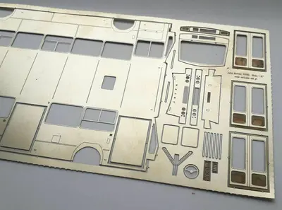 Jelcz Berliet PR110 – zestaw do montażu modelu autobusu