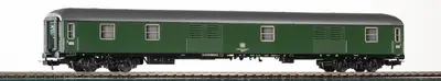 Wagon bagażowy typ Dm902