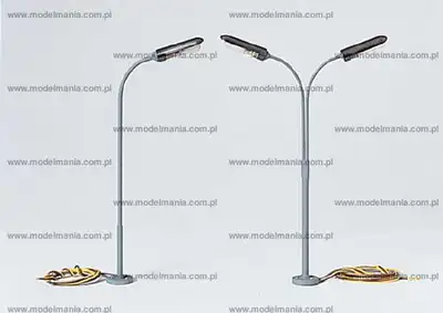 Lampa uliczna dwuramienna / 1 szt.