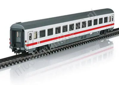 Wagon osobowy z przedziałami