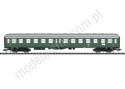 Wagon osobowy Bymb 421 kl. 2