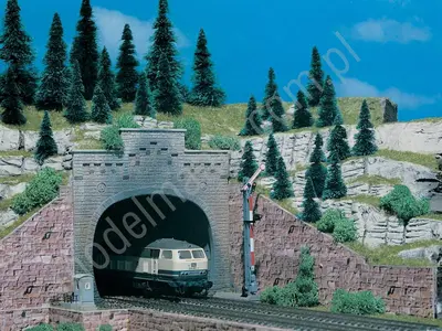 Portal tunelowy dwutorowy z murkami oporowymi,  2 szt.